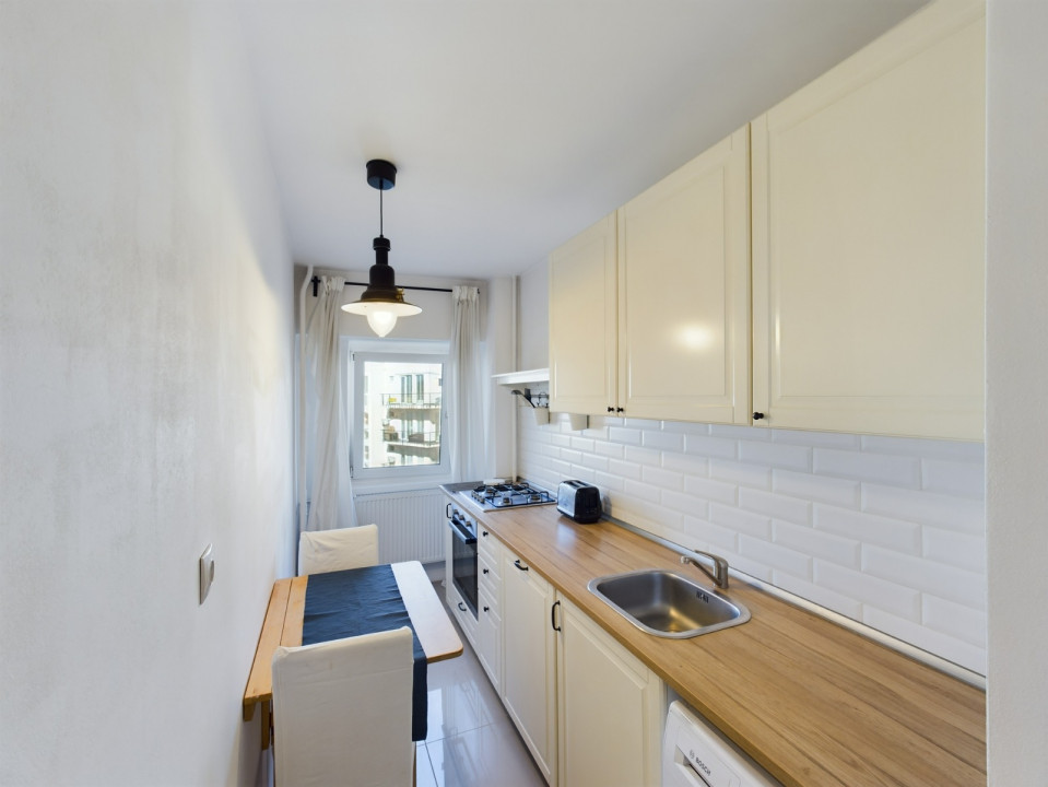 Studio langa Mall Vitan