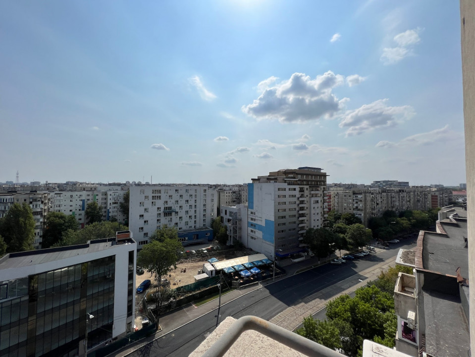 Apartament 3 camere Timpuri Noi, langa metrou plus loc de parcare