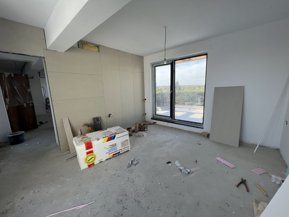 Penthouse 3 camere bloc tip boutique ~40 mp terasa 