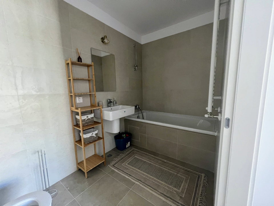 Apartament 3 camere si loc de parcare inclus H Pipera Lake