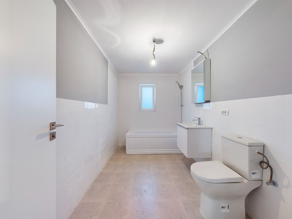 Vila Crevedia 4 camere 484 mp teren toate utilitatile strada asfaltata