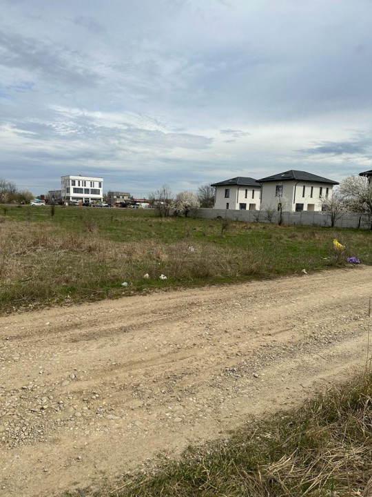 Teren 1500 mp deschidere 25 m Tunari