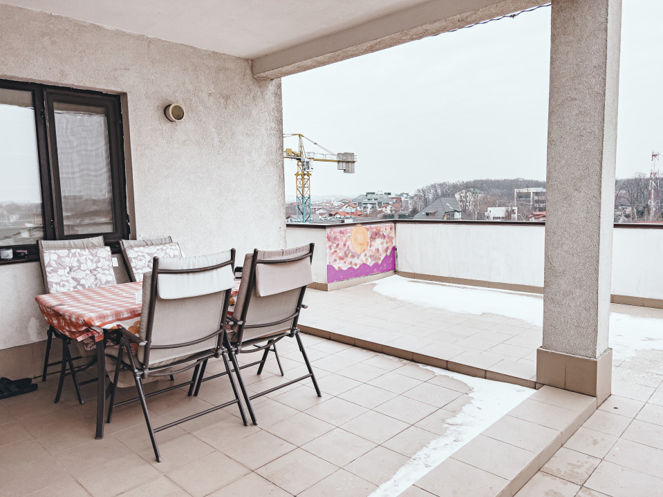 Penthouse 3 camere zona Sisesti 220 mp terasa + loc de parcare subteran