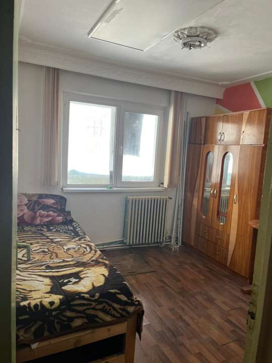 Apartament 2 camere zona Canta