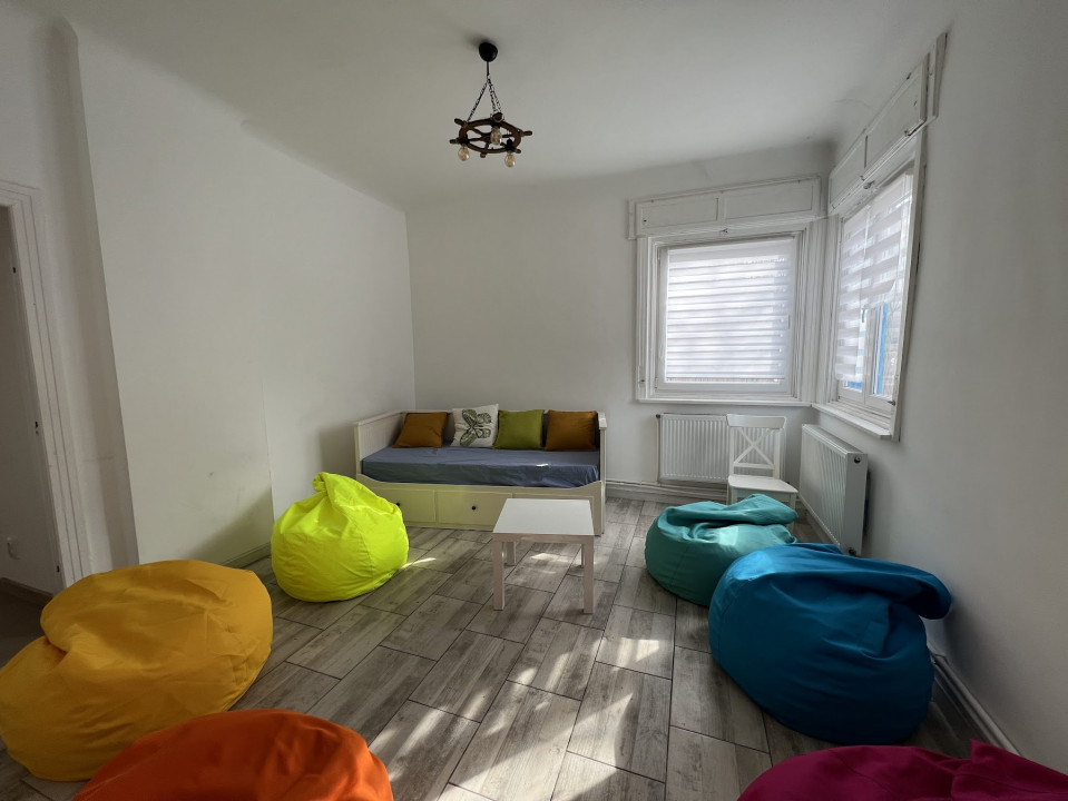 Casa individuala renovata pretabil firma 