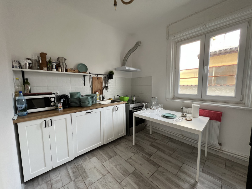 Casa individuala renovata pretabil firma 