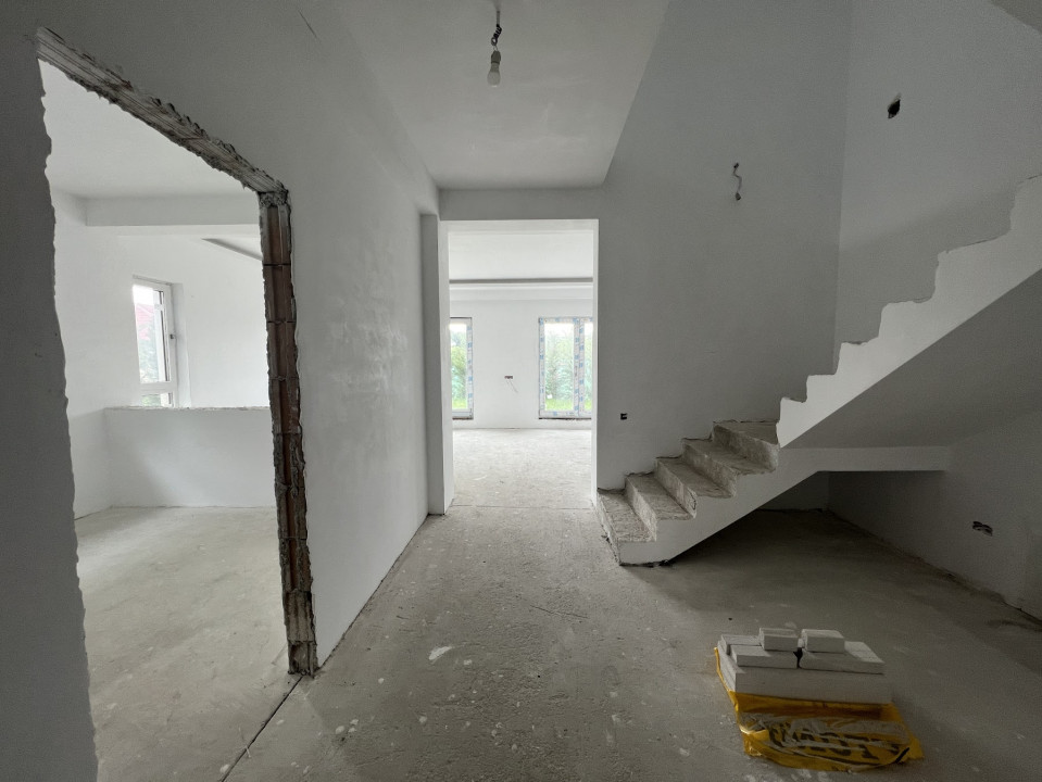 Vila stil meditaranian Corbeanca 5 camere priveliste padure, Laguna Albastra