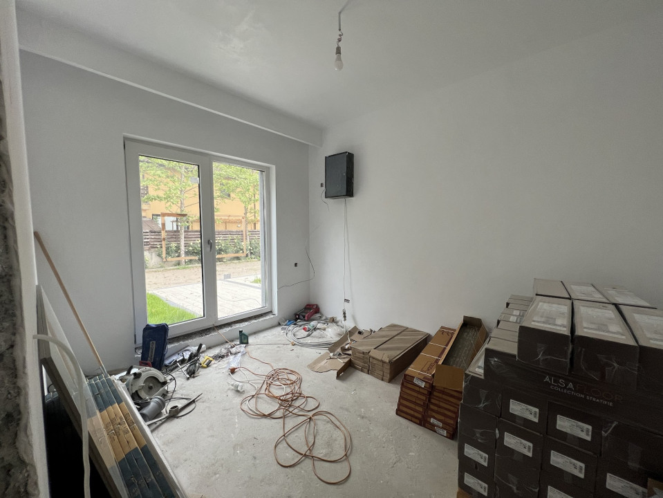 Vila stil meditaranian Corbeanca 5 camere priveliste padure, Laguna Albastra