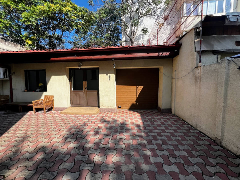 Spatiu de birouri zona Decebal - Alba Iulia 325 mp utili, 7 camere