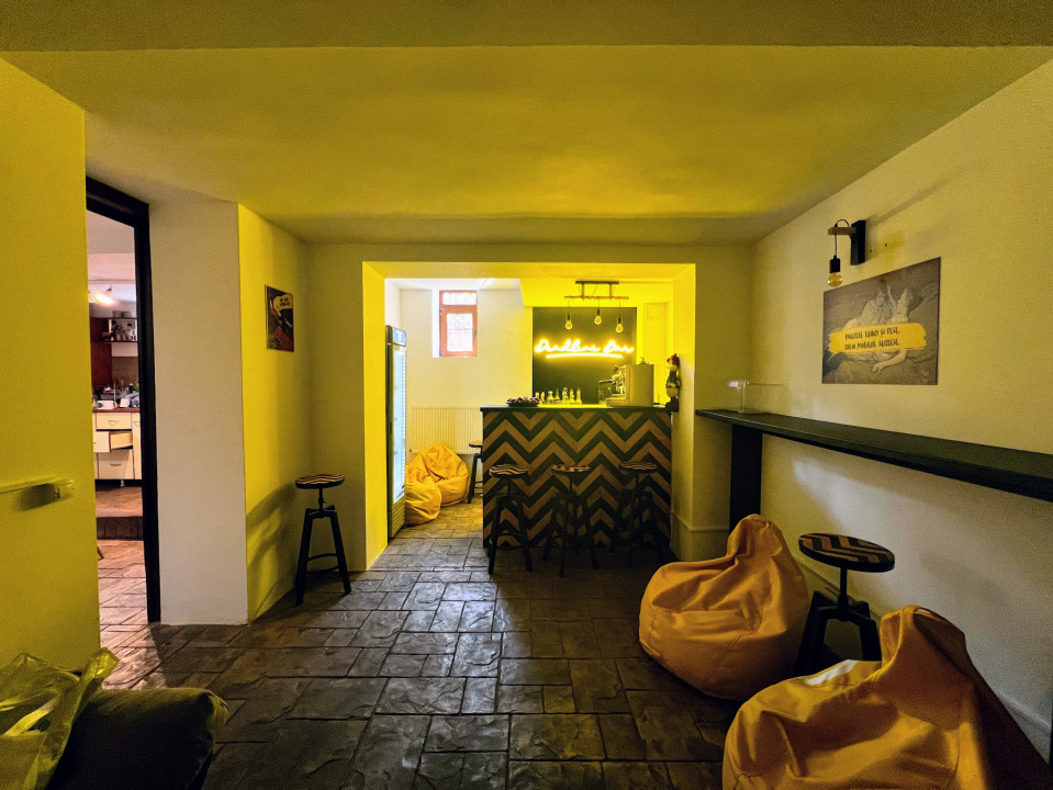 Spatiu de birouri zona Decebal - Alba Iulia 325 mp utili, 7 camere