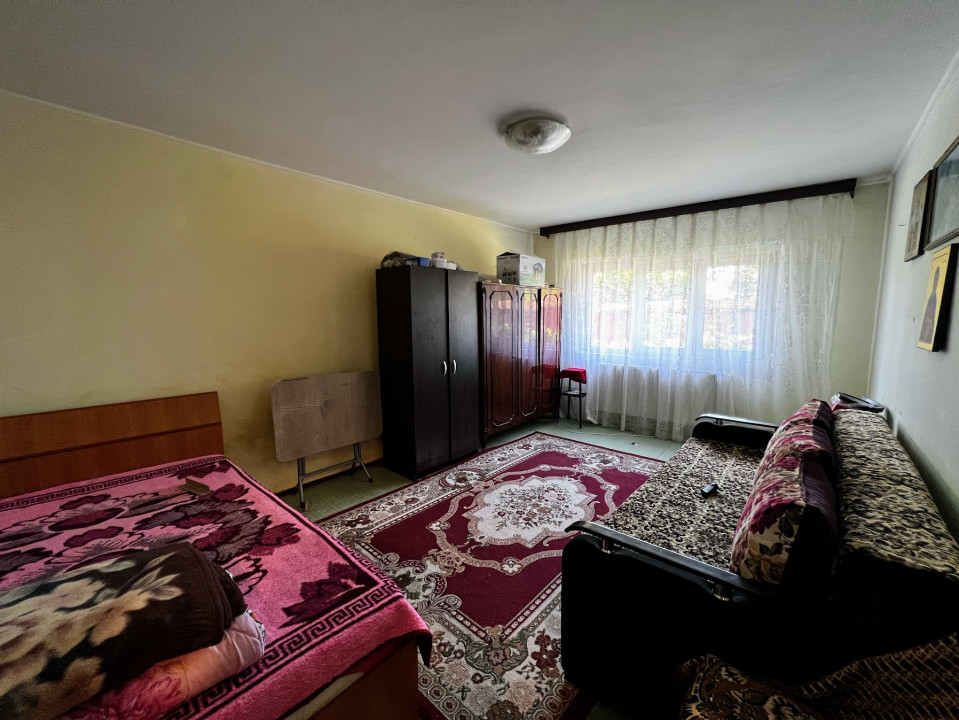 Apartament 3 camere, necesita renovare, Bucurestii Noi
