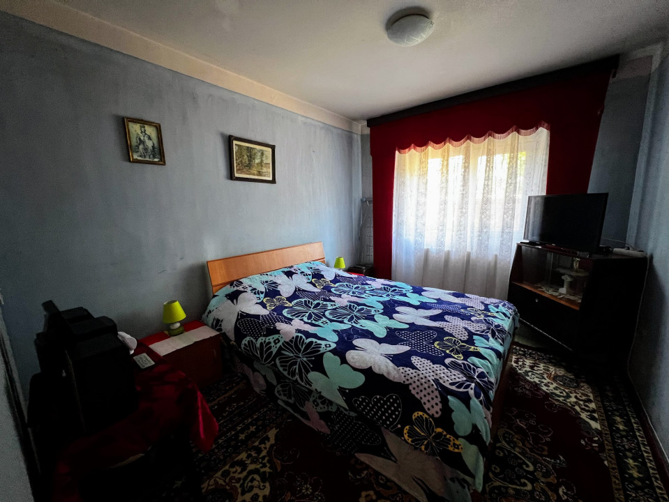 Apartament 3 camere, necesita renovare, Bucurestii Noi