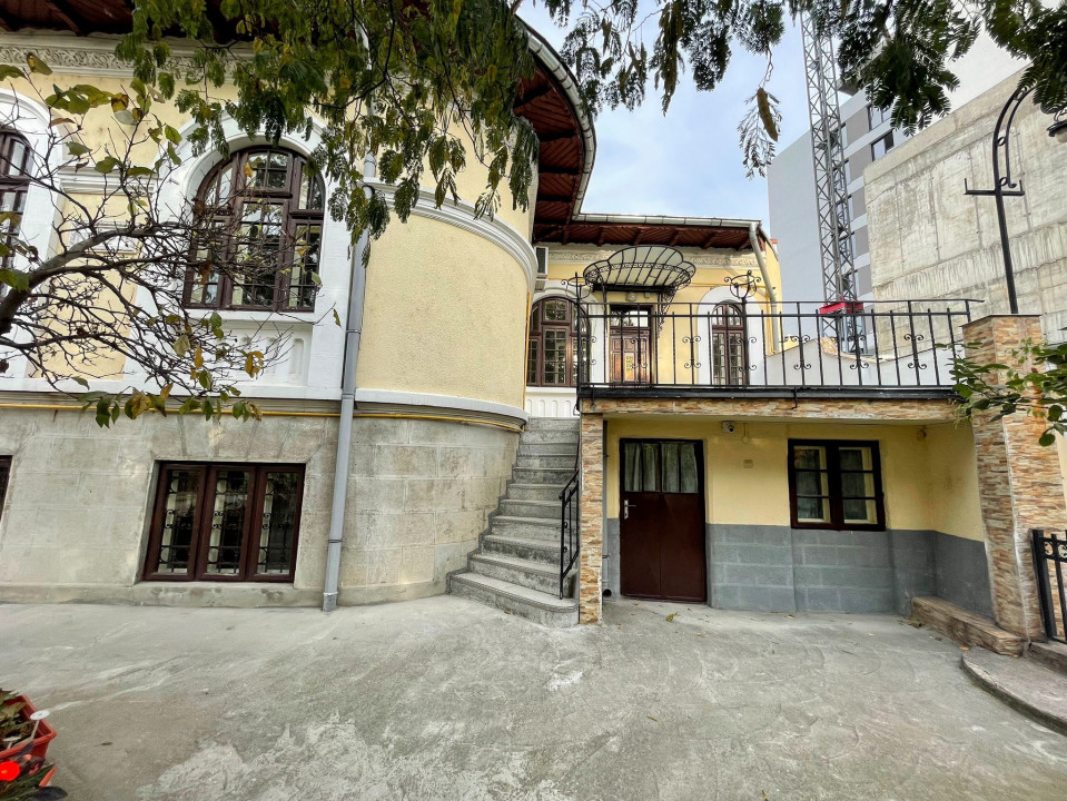 Vila curte individuala pentru birouri Timpuri Noi